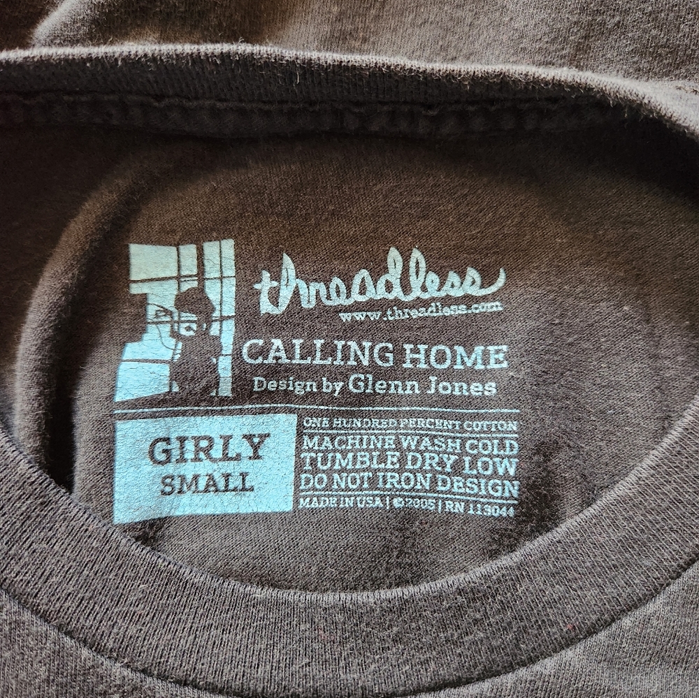 Threadless Calling Home t-shirt - Picture 4 of 4